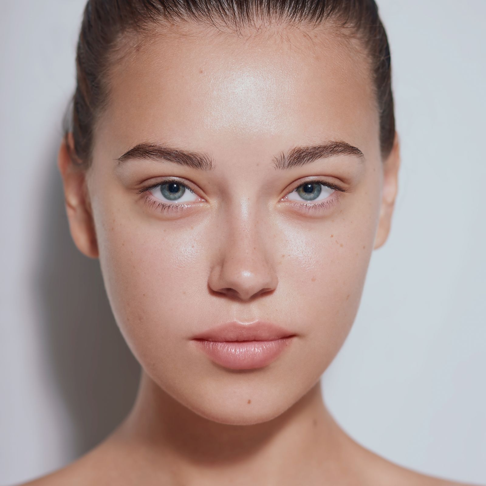 The Best Dermaplaning Tools For A Fuzz-Free Complexion